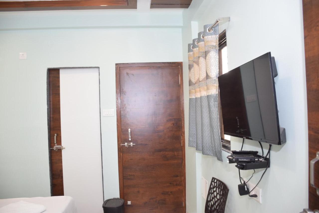 Shankar Residency, Akkalkot Akalkot Екстер'єр фото