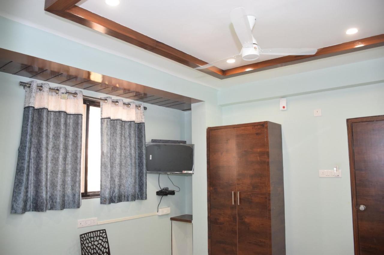 Shankar Residency, Akkalkot Akalkot Екстер'єр фото