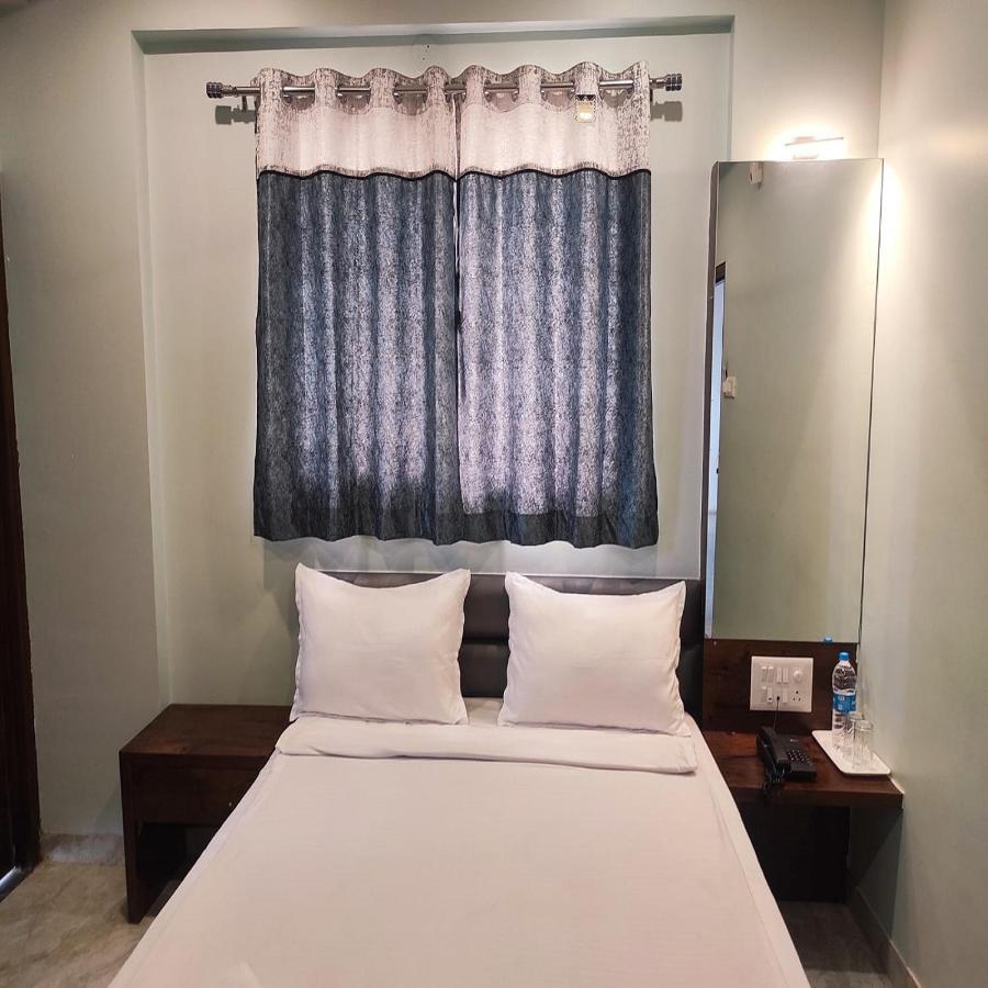 Shankar Residency, Akkalkot Akalkot Екстер'єр фото